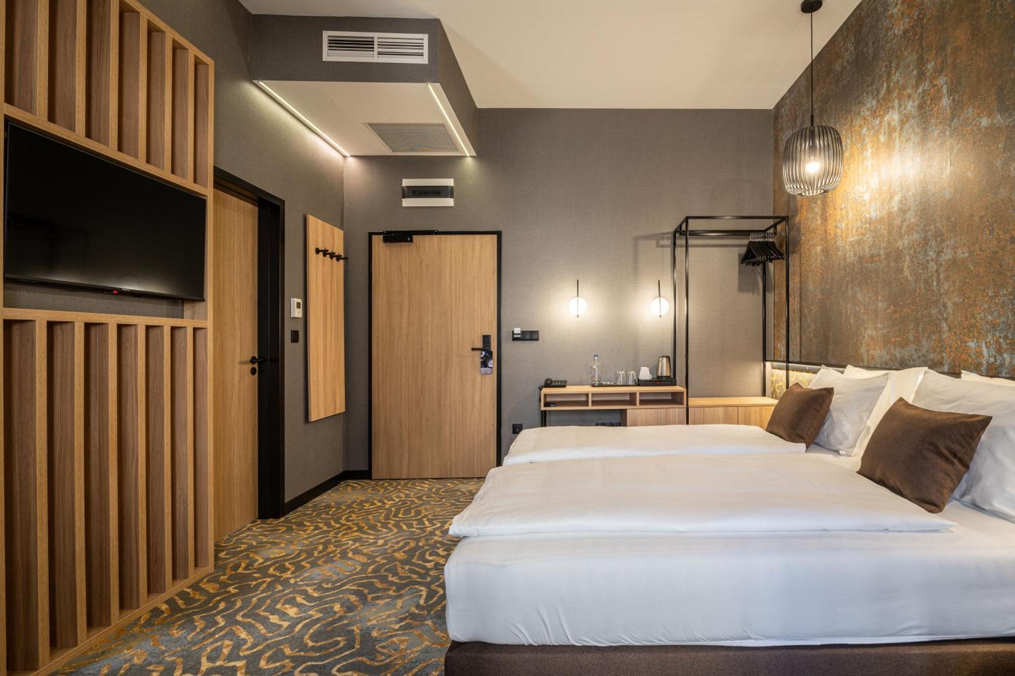 Urban Hotel Debrecen Kültér fotó