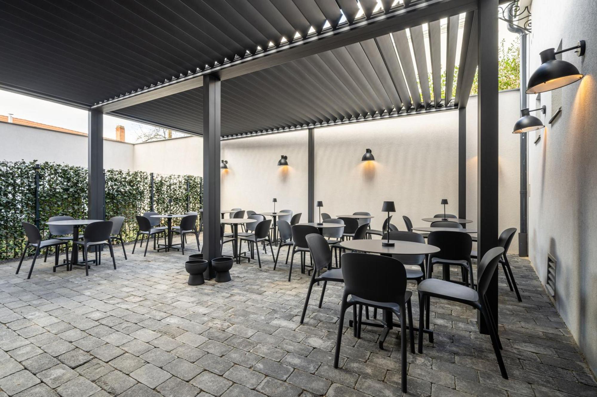 Urban Hotel Debrecen Kültér fotó