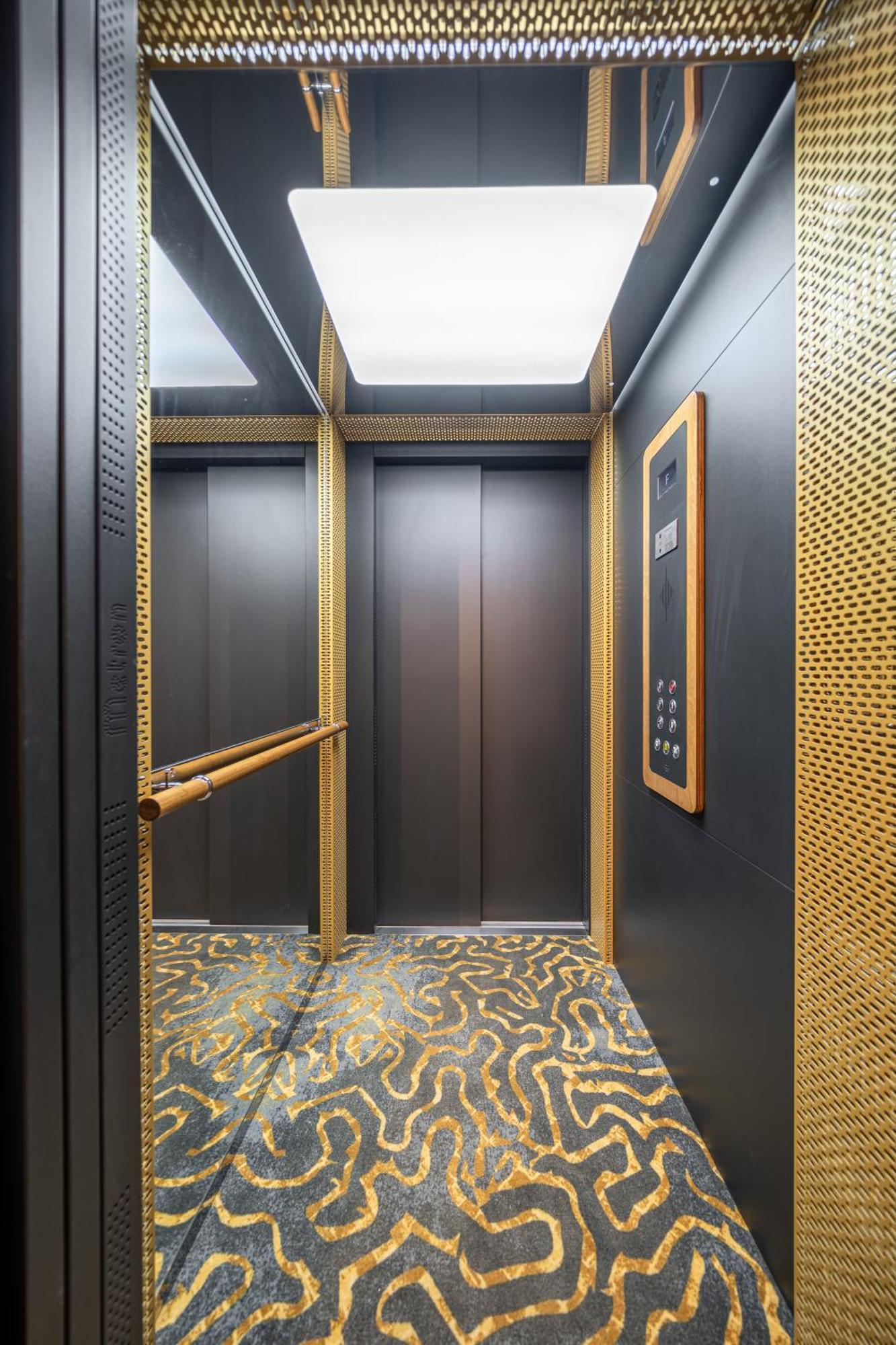 Urban Hotel Debrecen Kültér fotó